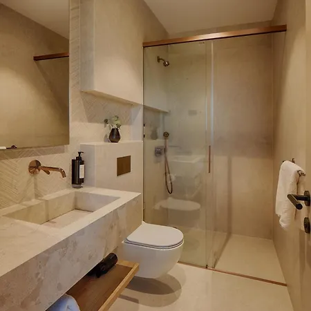 The Point Hotel Gorisnica